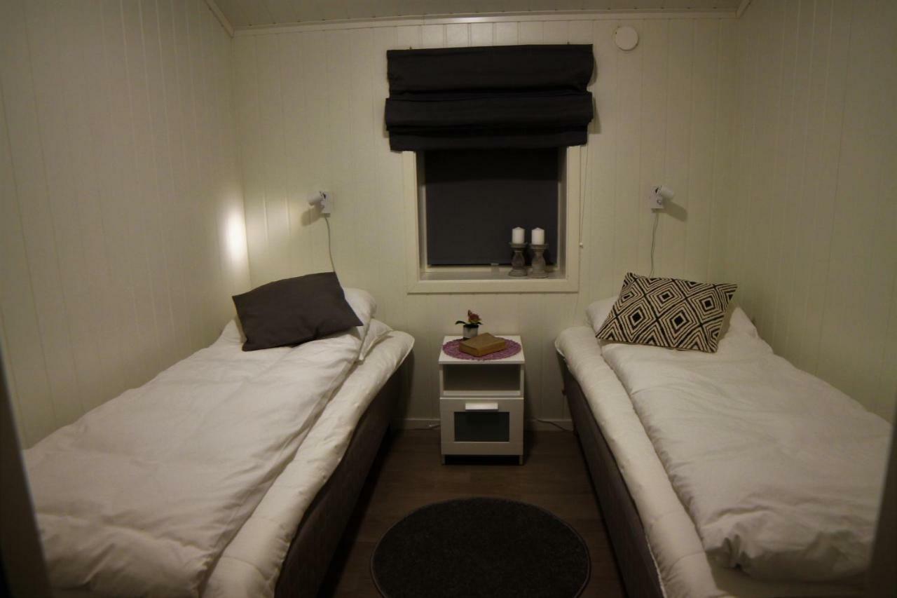 Laukvik Senja Hotel Botnhamn Buitenkant foto